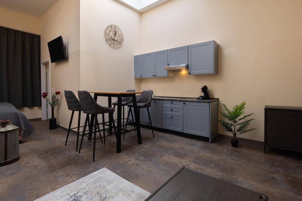 Fabric Apartments Dettingen an der Erms Exterior photo